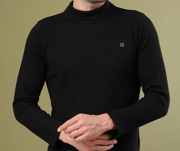 Classic Ribbed Turtleneck Jet Black T-Shirt