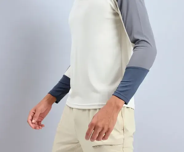 Men Colorblock Slim Fit Polo Oat Meal T-shirt
