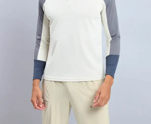 Men Colorblock Slim Fit Polo Oat Meal T-shirt