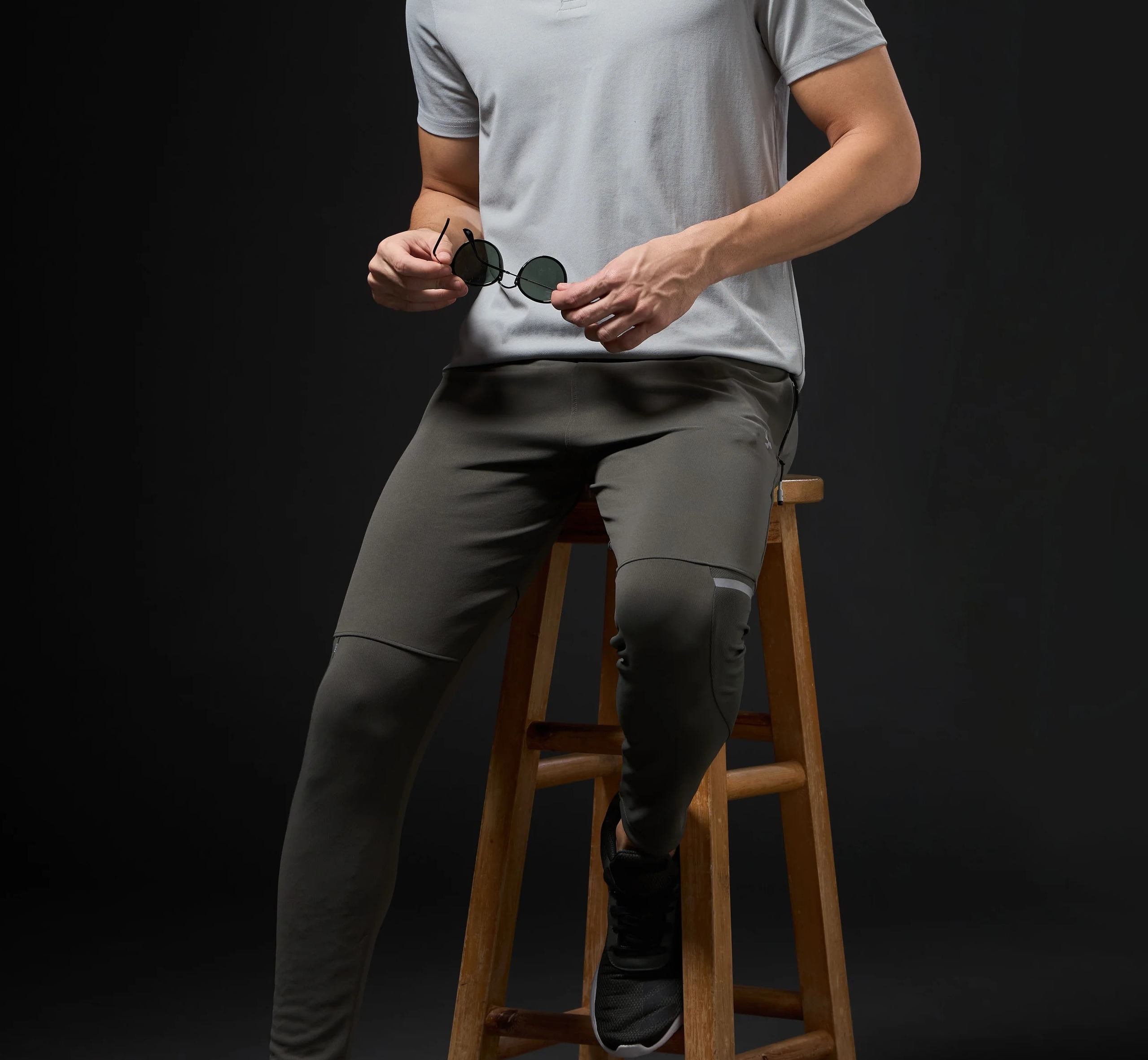 Men Solid Slim Fit Polo Ash T-shirt