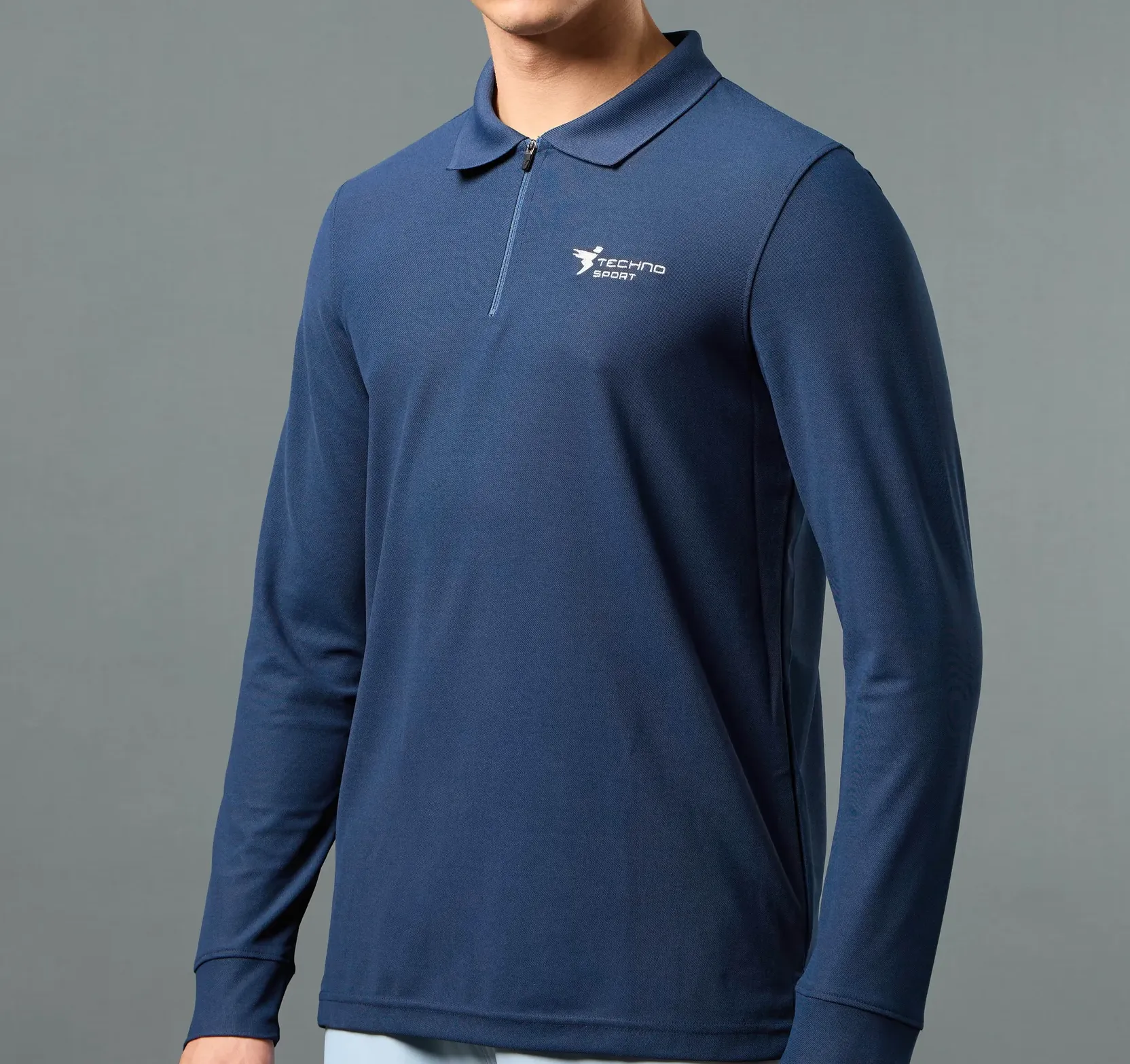 Men Solid Slim Fit Polo Sports Navy T-shirt
