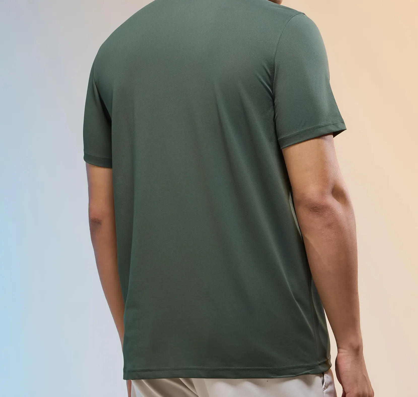Men Solid Slim Fit Polo Trekking Green T-shirt