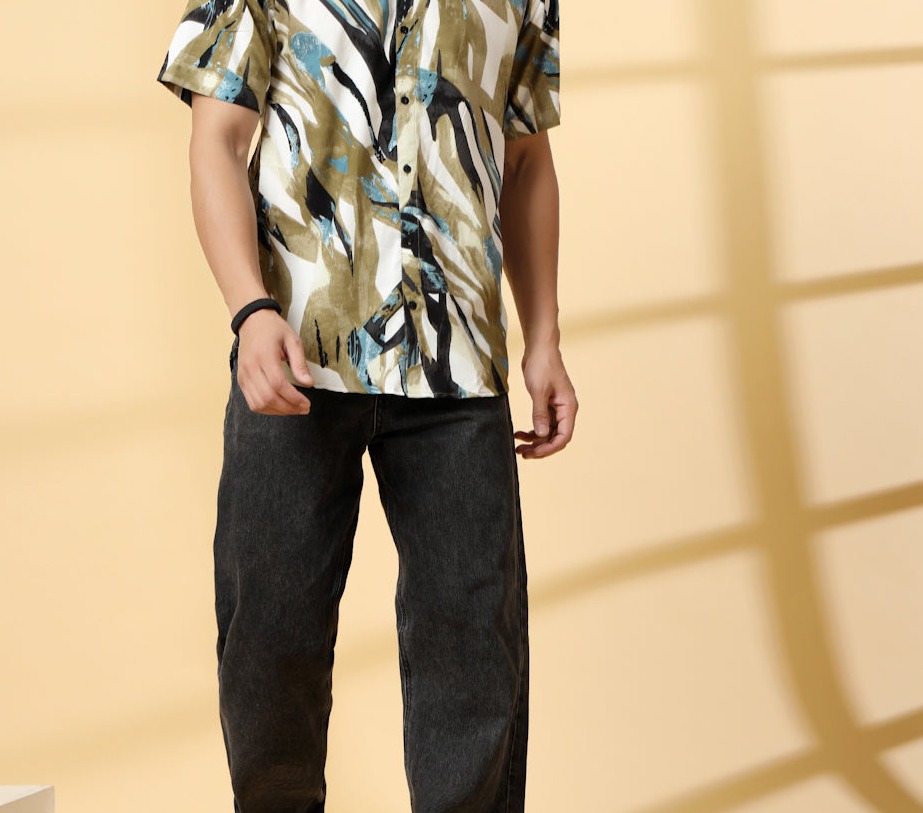 Rigo Men's Abstract  Printed Rayon Shirt