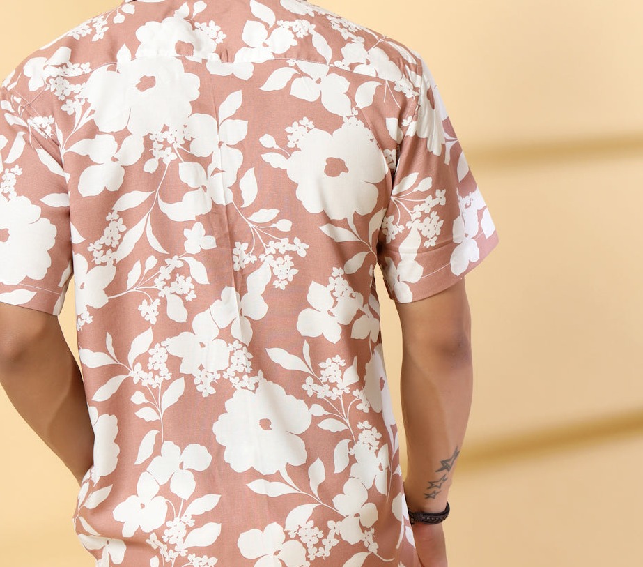 Rigo Men's Abstract  Printed Rayon Shirt