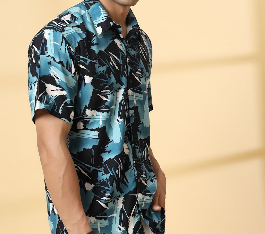 Rigo Men's Abstract  Printed Rayon Shirt