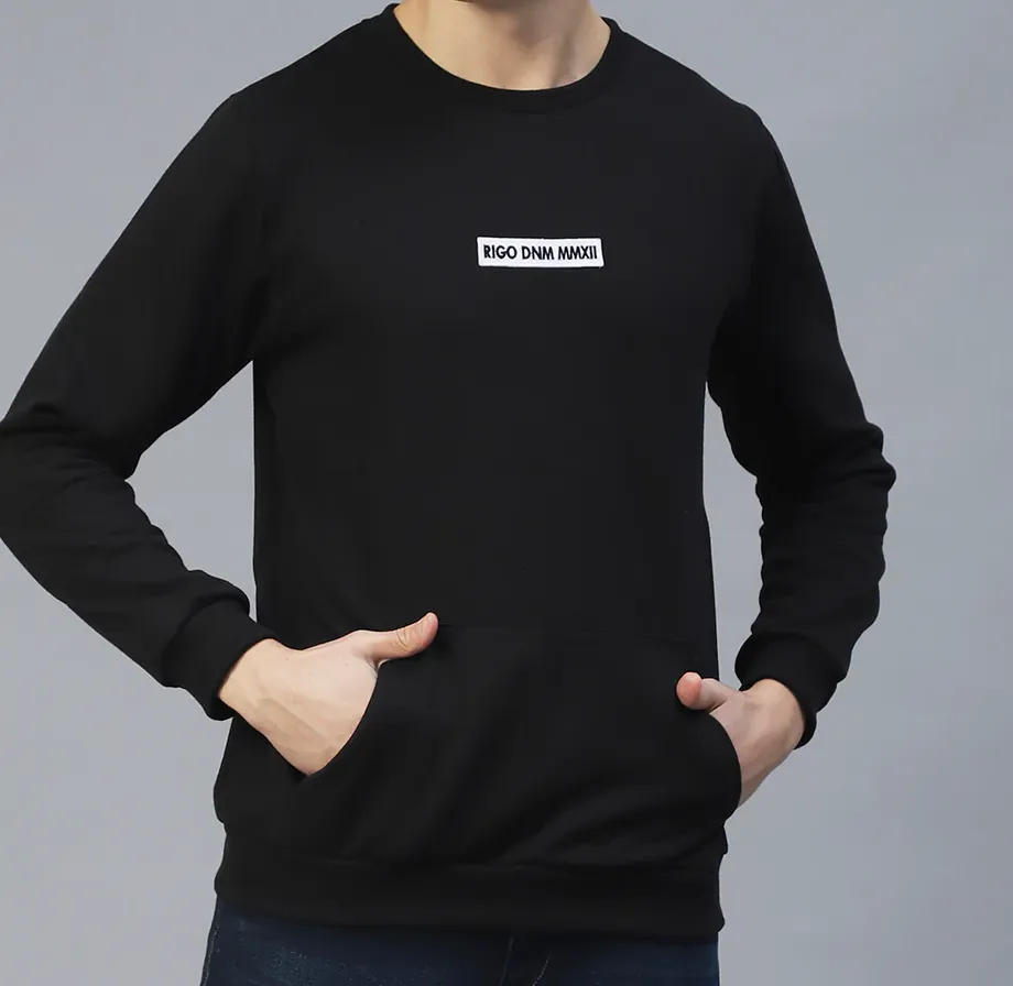 Round Neck Printed Fleece Black Sweatshirt