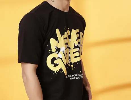 Trendy Back Print Black T-Shirt
